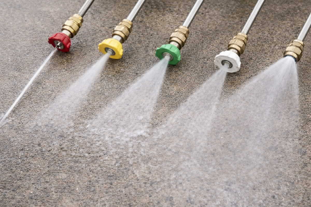 Pressure washer spray nozzle angle patterns showing different spray widths